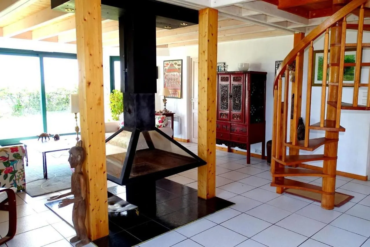 Beautiful Holiday Home With Sauna, Sea View Penestin 0*,  France