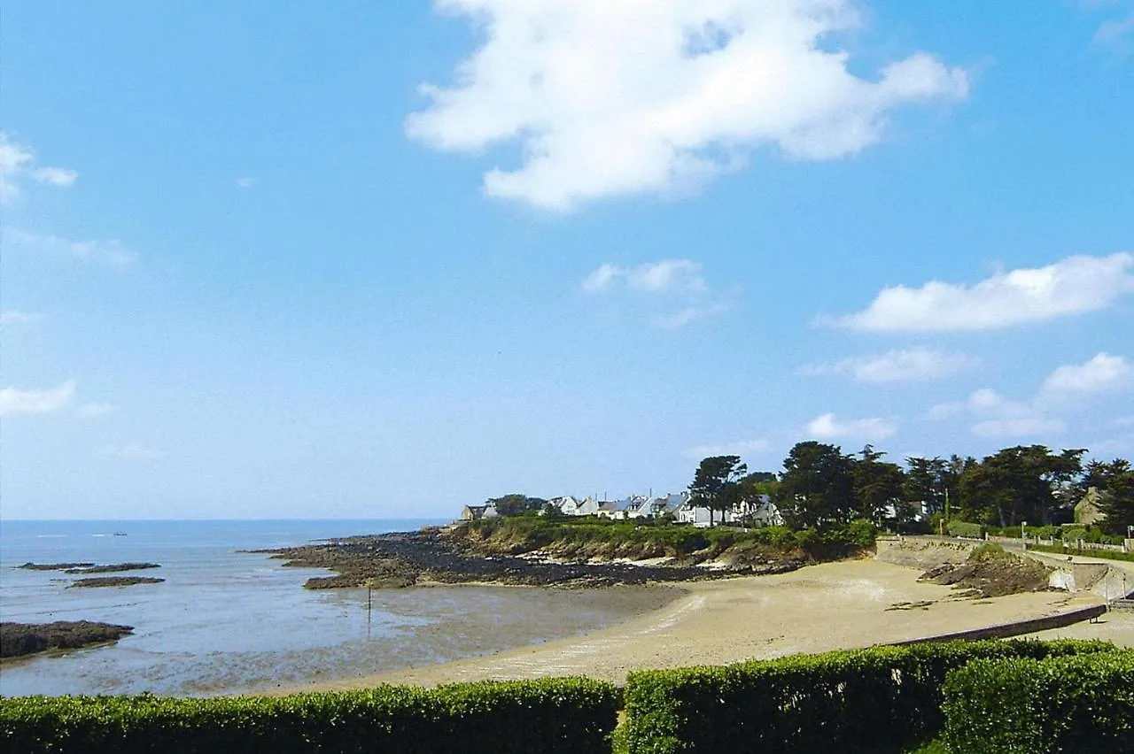 Beautiful Holiday Home With Sauna, Sea View Penestin France