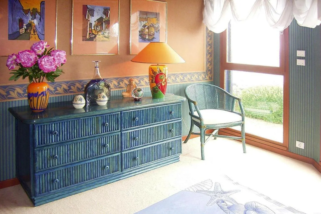 Beautiful Holiday Home With Sauna, Sea View Penestin 0*,  France