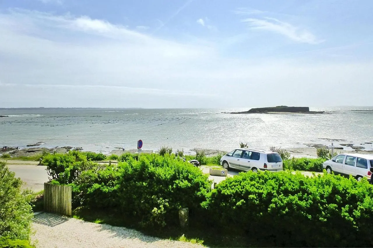 Beautiful Holiday Home With Sauna, Sea View Penestin France