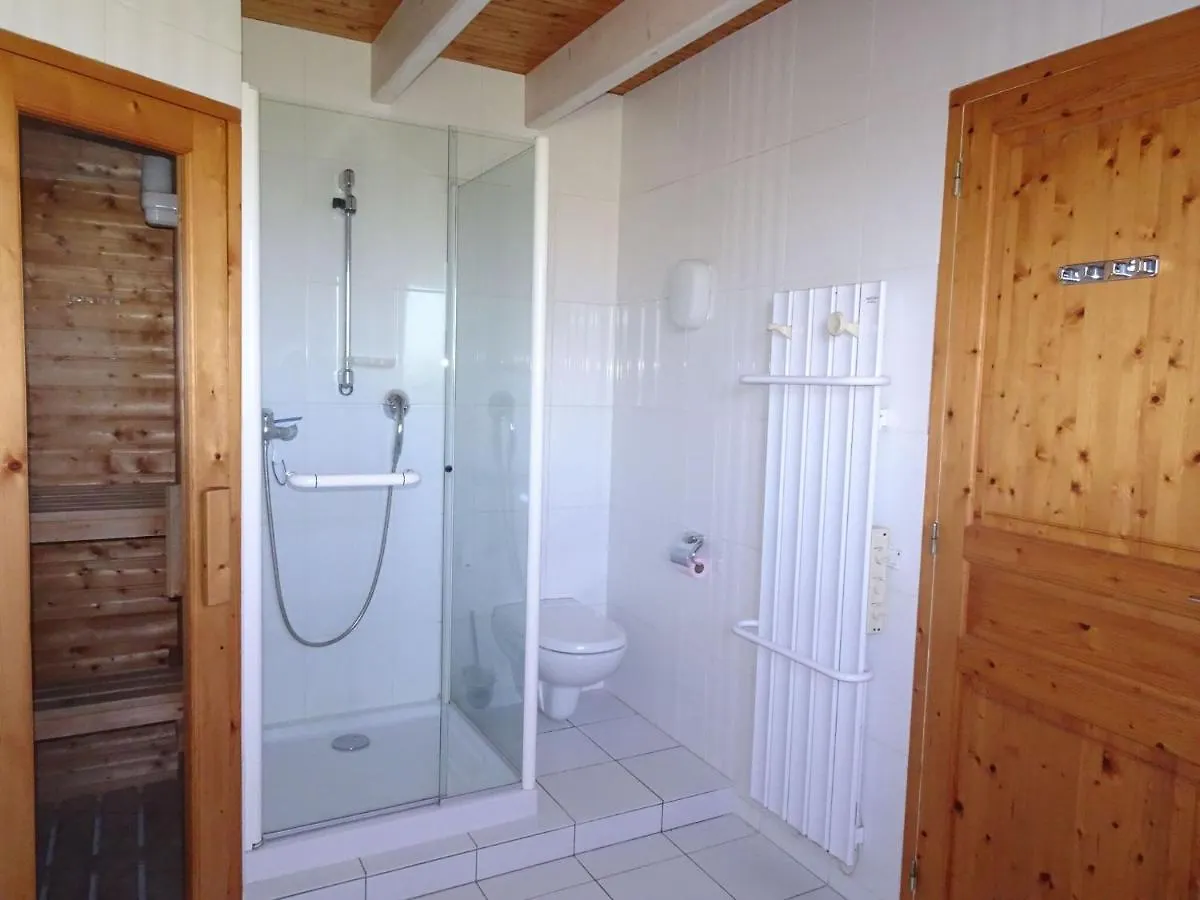 Beautiful Holiday Home With Sauna, Sea View Penestin France